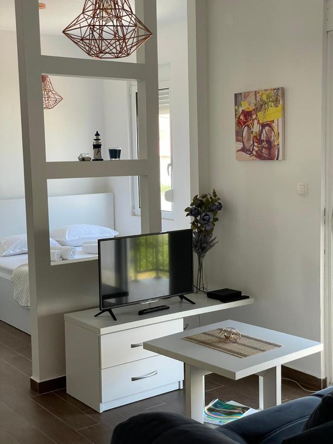 Apartments Tina Утьеха Экстерьер фото