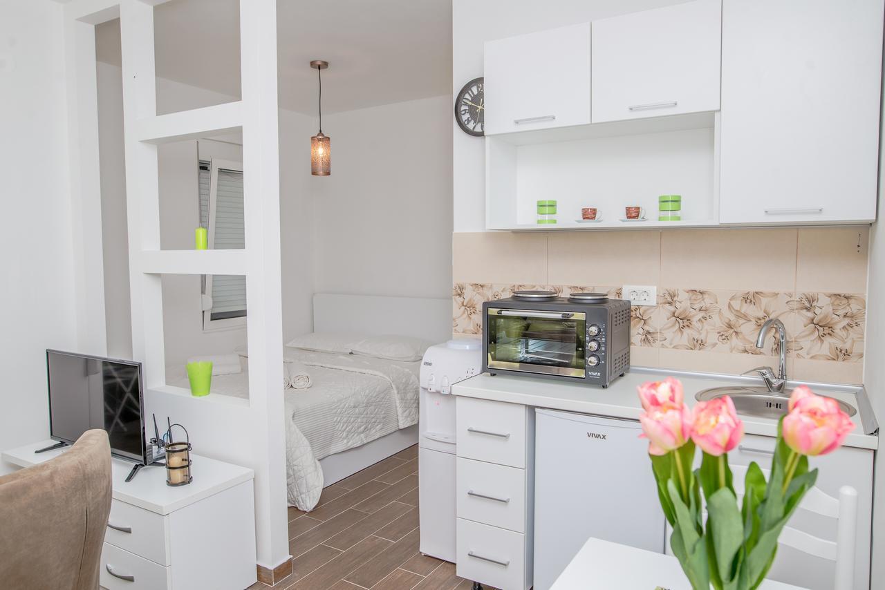 Apartments Tina Утьеха Экстерьер фото