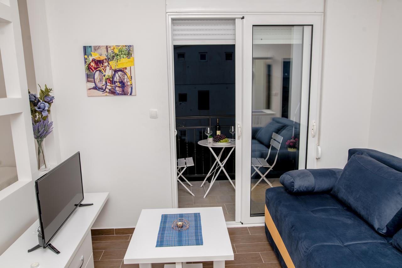 Apartments Tina Утьеха Экстерьер фото