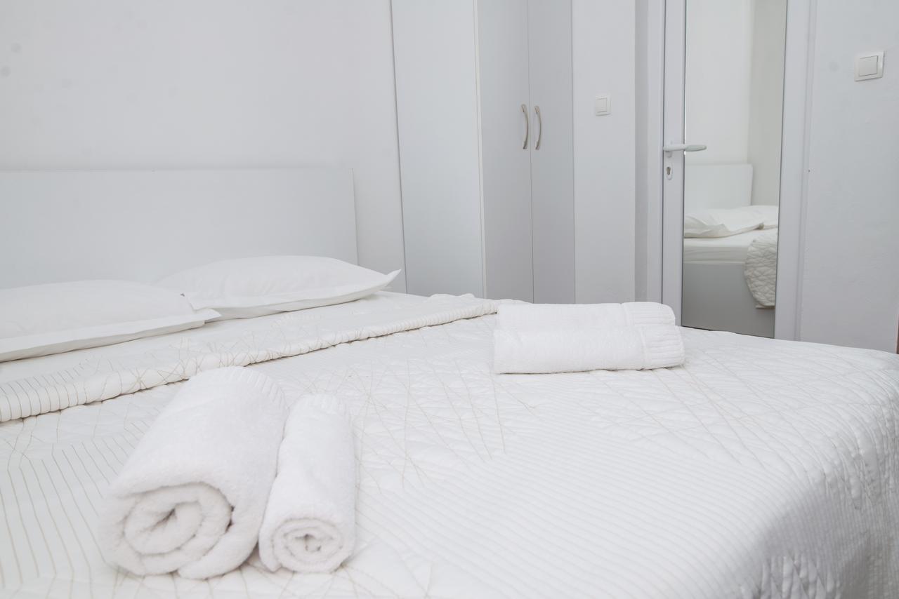 Apartments Tina Утьеха Экстерьер фото