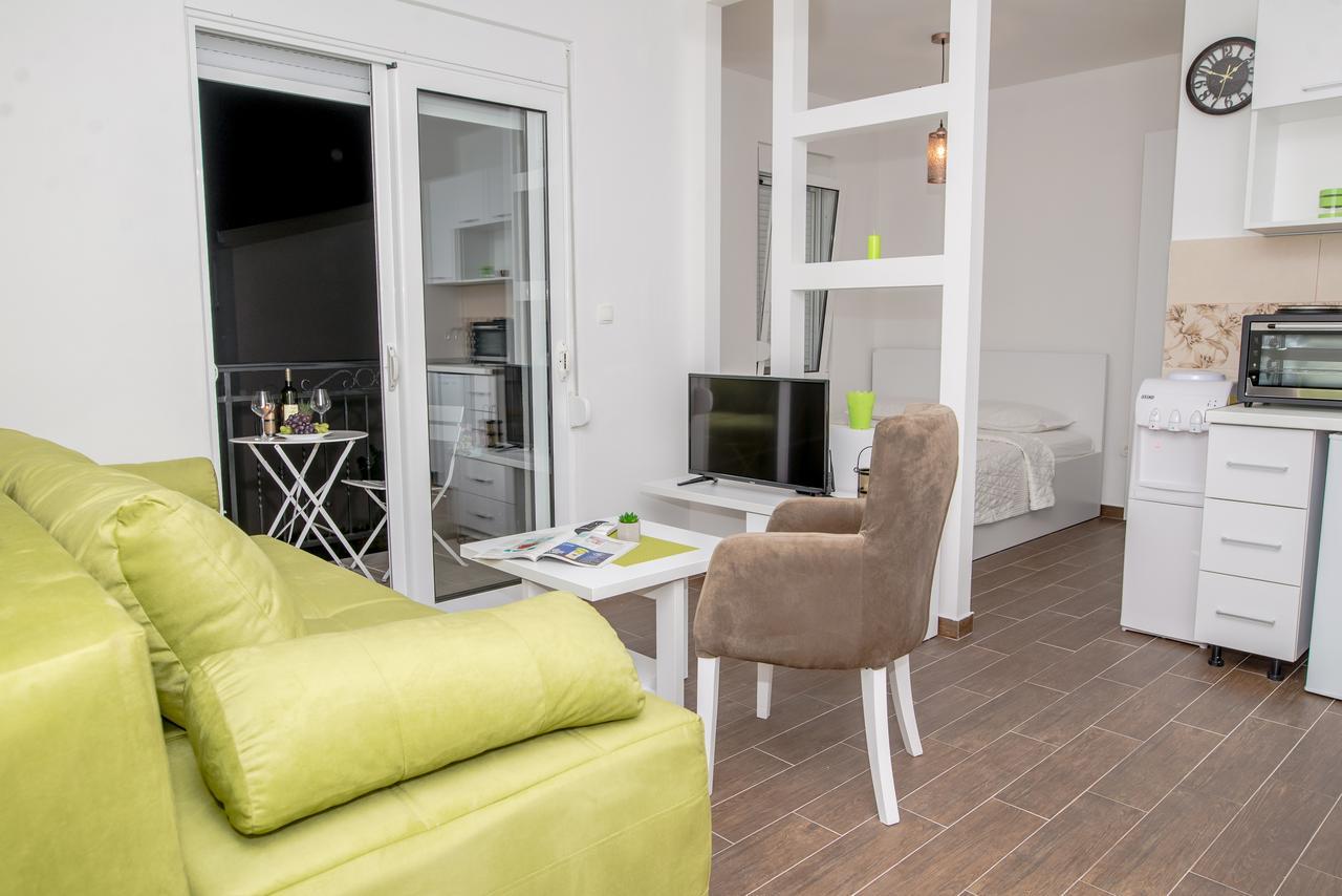 Apartments Tina Утьеха Экстерьер фото