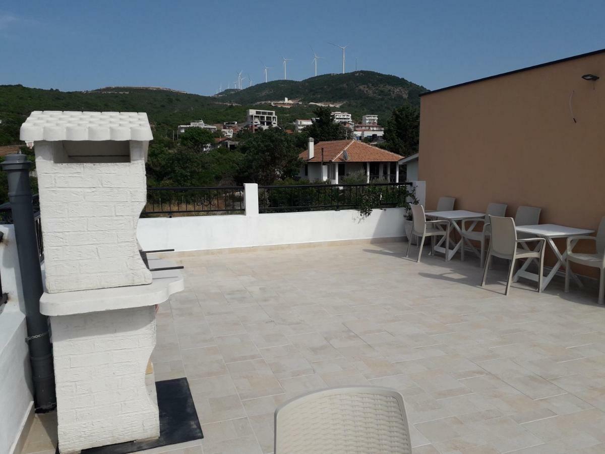 Apartments Tina Утьеха Экстерьер фото